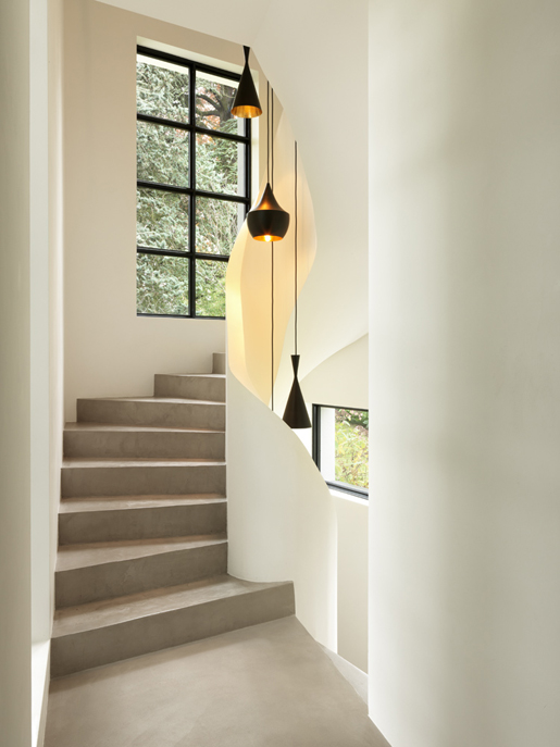 maison-privee-renovation-escalier-peter-kammermann-architecte-decorateur-carouge-geneve