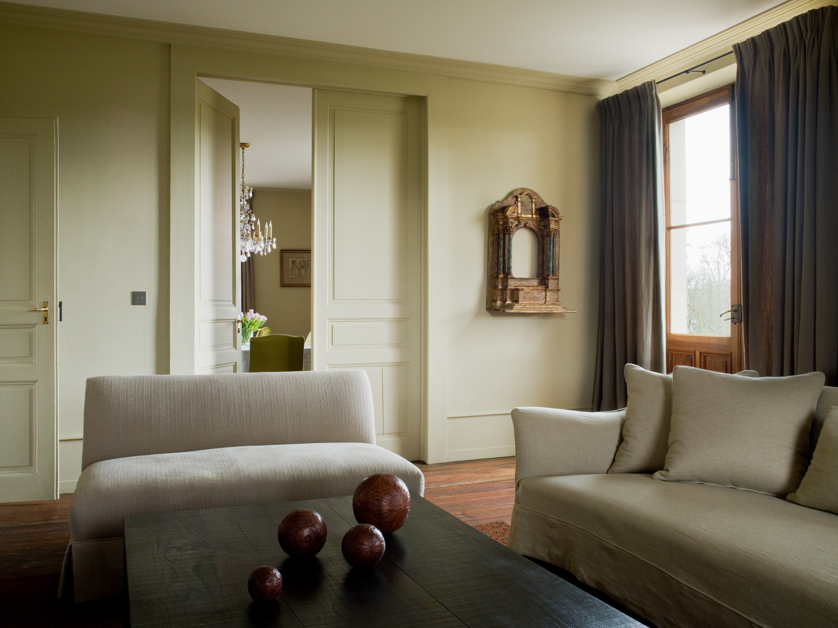 salon-maison-de-maitre-decoration-salon-peter-kammermann-decorateur-geneve